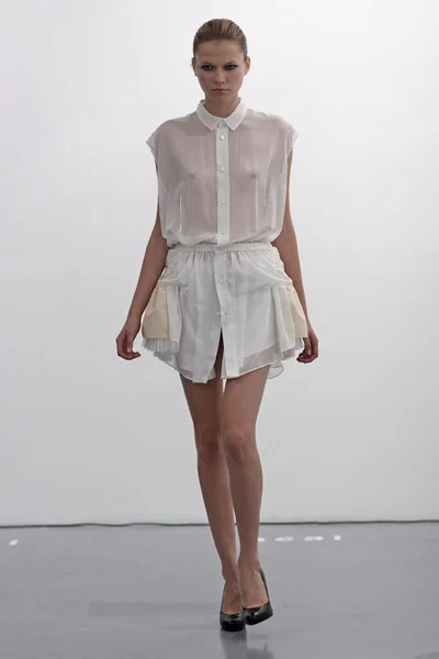 Look 1